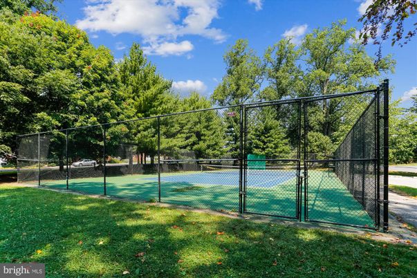 Exterior, Tennis Courts