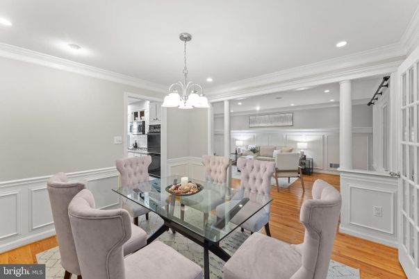 Dining room, Interior, Kitchen, Living room, Pendant Lights, Recessed Lighting, Stainless Steel Appliances, Wood Texture Flooring