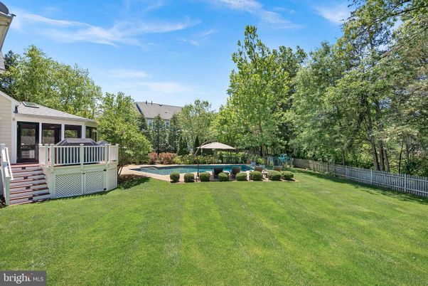 Backyard, Exterior, Pool