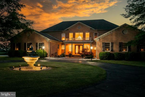Exterior, Facade, Brick Facade, Brick Traditional