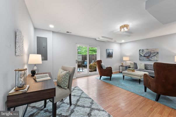 Home Office, Interior, Living room, Recessed Lighting, Wood Texture Flooring