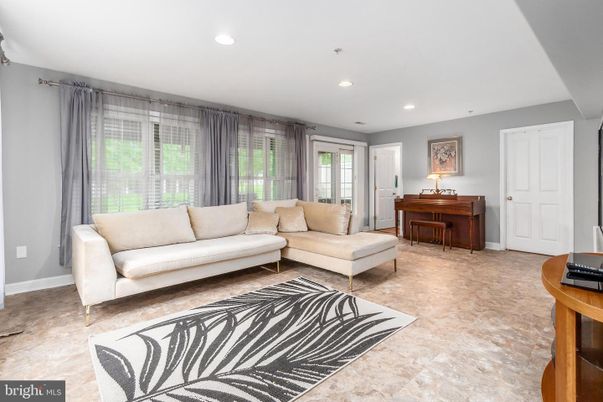 Interior, Living room, Piano, Recessed Lighting