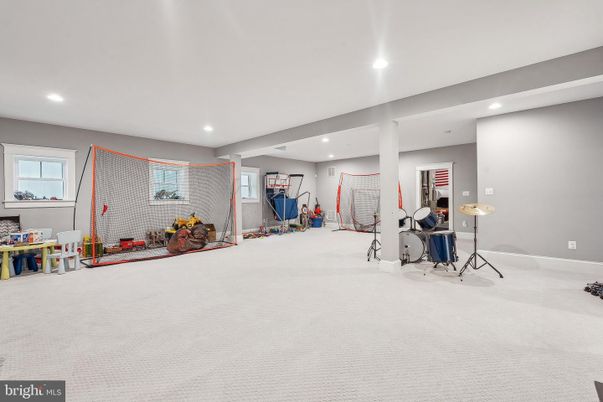 Fitness Equipment, Interior, Recessed Lighting