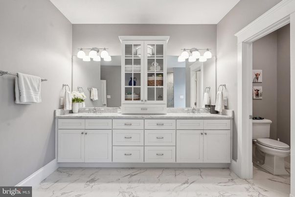 Bathroom, Dual Sink Vanities, Interior, Marble