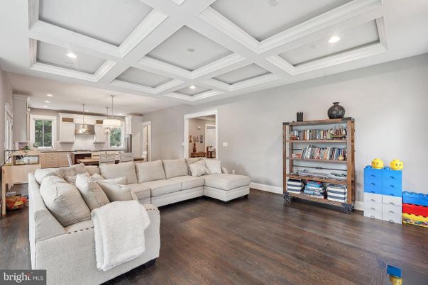 Interior, Kitchen, Living room, Pendant Lights, Recessed Lighting, Wood Texture Flooring