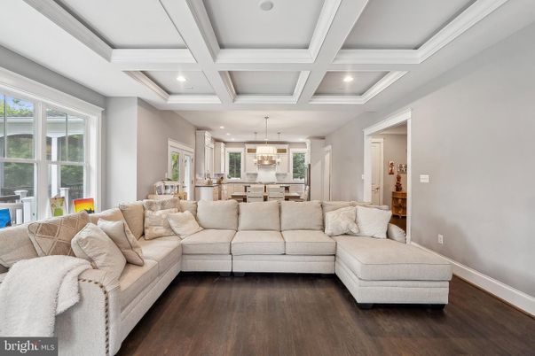 Interior, Kitchen, Living room, Pendant Lights, Recessed Lighting, Wood Texture Flooring