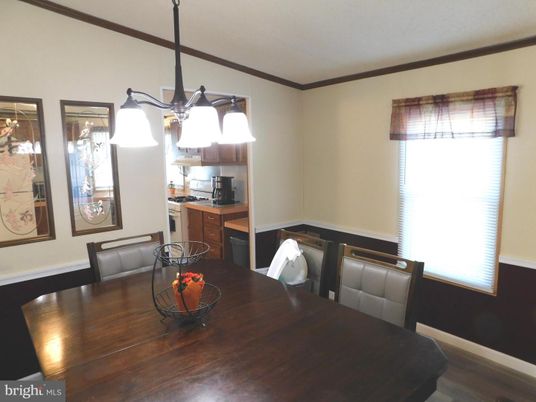 Chandelier, Dining room, Interior, Kitchen