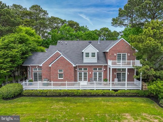 Exterior, Facade, Brick Facade, Brick Traditional