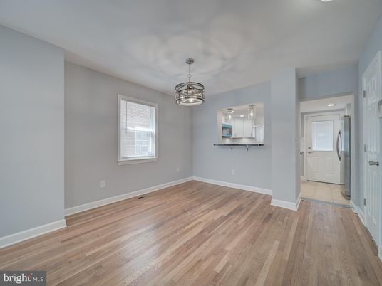 Empty room, Interior, Pendant Lights, Wood Texture Flooring