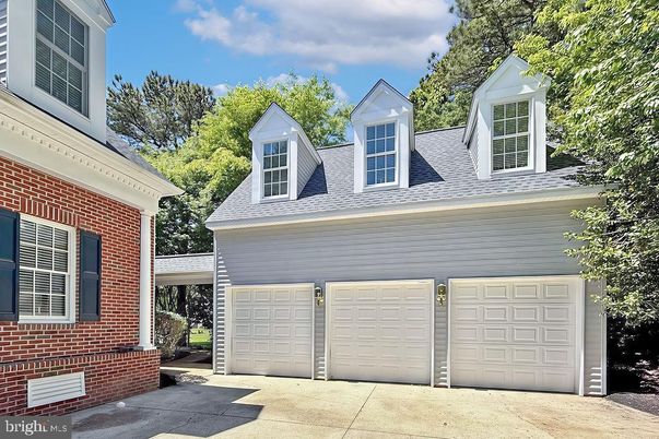 Attached, Exterior, Facade, Brick Facade, Cape Cod