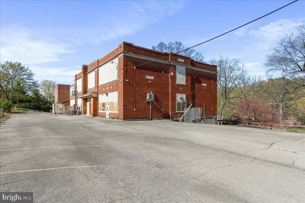 Exterior, Facade, Brick Facade, None