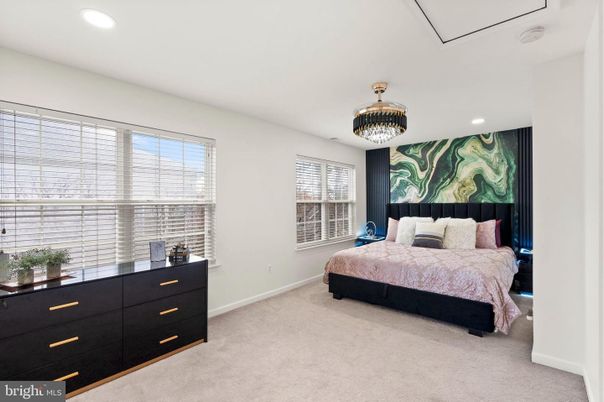 Bedroom, Chandelier, Interior, Recessed Lighting