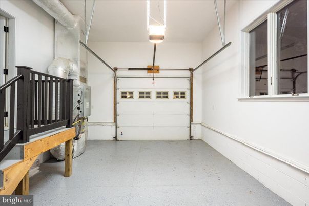 Garage, Interior