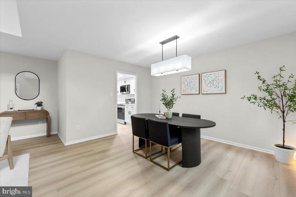 Dining room, Interior, Kitchen, Pendant Lights, Stainless Steel Appliances, Wood Texture Flooring