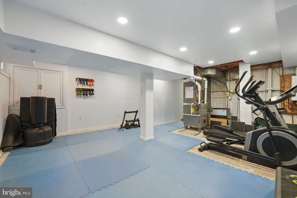 Fitness Equipment, Interior, Recessed Lighting