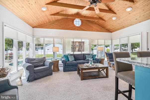 Interior, Living room, Recessed Lighting, Sun Room, Wooden Beams, Wooden Ceilings