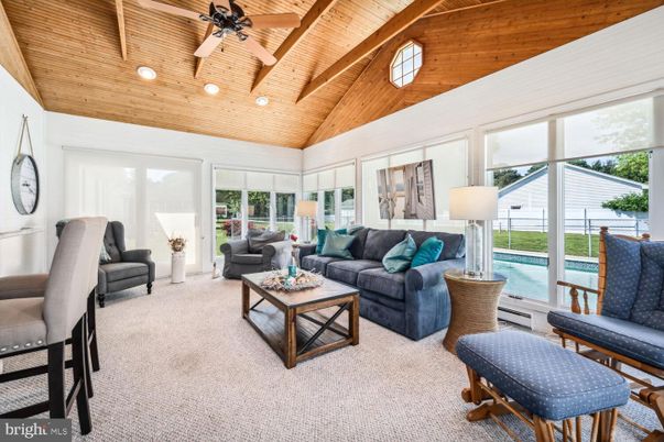 Interior, Living room, Recessed Lighting, Wooden Beams, Wooden Ceilings