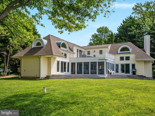 Backyard, Exterior, Facade, French Provincial