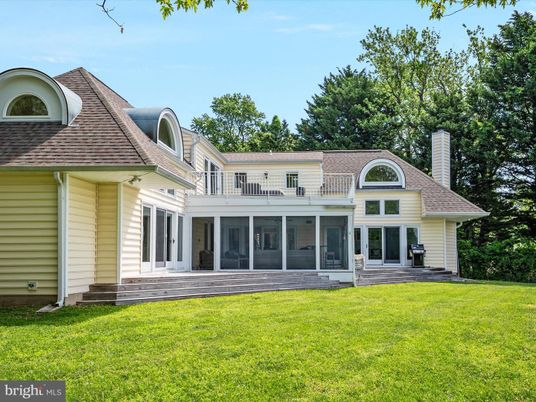 Exterior, Facade, Cape Cod