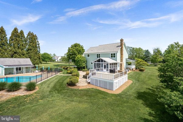 Backyard, Exterior, Pool