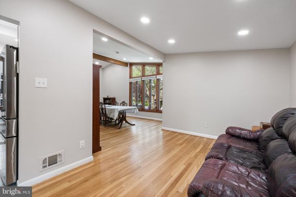 Dining room, Interior, Recessed Lighting, Wood Texture Flooring
