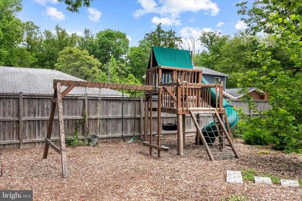 Backyard, Exterior, Playground