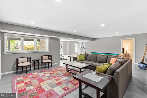 Billiard Table, Game Room, Interior, Living room, Recessed Lighting