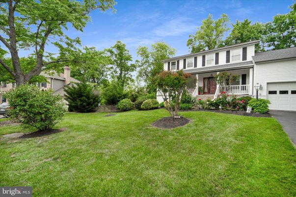 Attached, Backyard, Exterior, Facade, Split Level