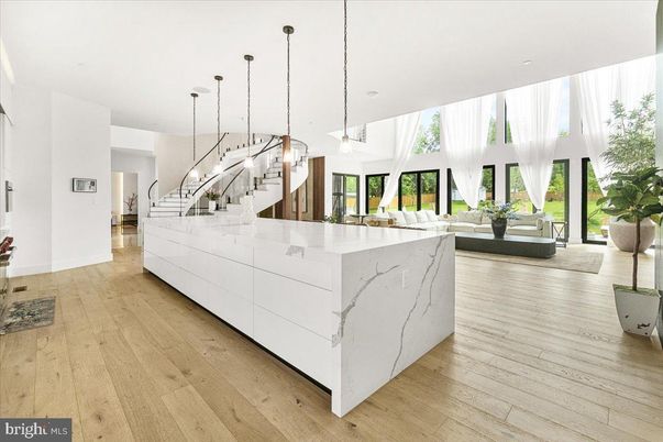 Interior, Pendant Lights, Recessed Lighting, Wood Texture Flooring
