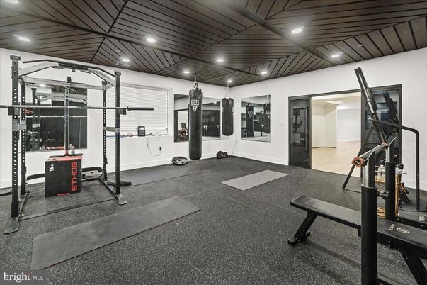 Fitness Equipment, Interior, Recessed Lighting, Wooden Ceilings