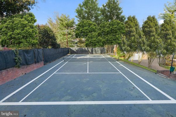 Exterior, Tennis Courts