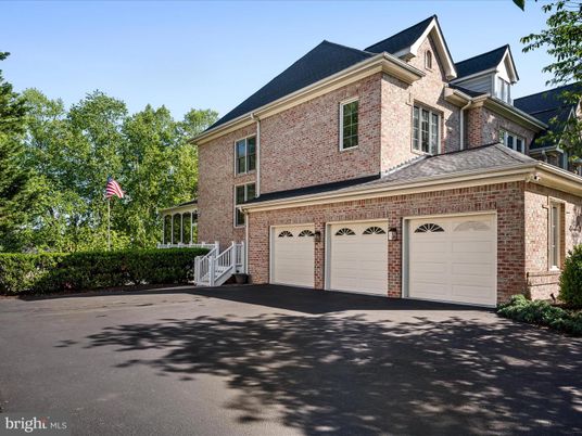 Attached, Exterior, Facade, Brick Facade, Cape Cod