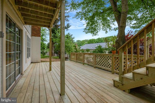 Exterior, Wood Texture Flooring
