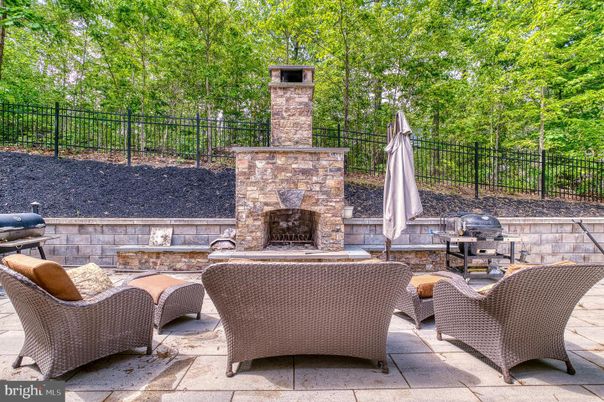 Exterior, Fireplace