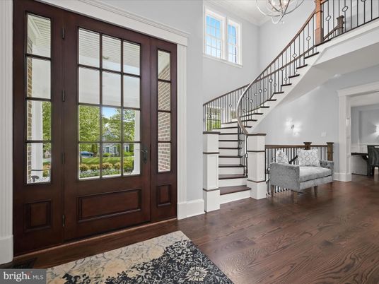 Chandelier, Interior, Wood Texture Flooring