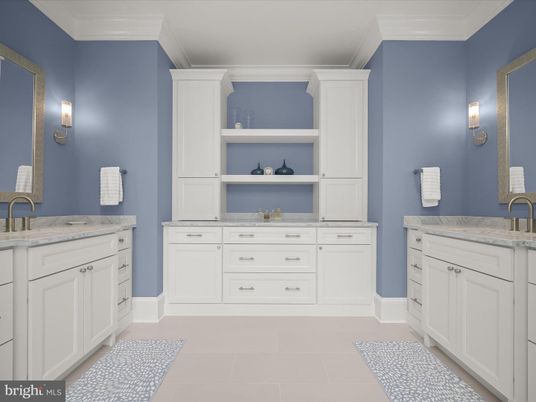 Bathroom, Dual Sink Vanities, Interior