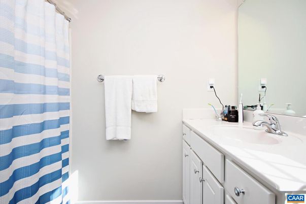 Bathroom, Interior, Tile Countertops