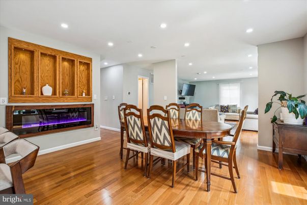 Dining room, Interior, Recessed Lighting, Wood Texture Flooring