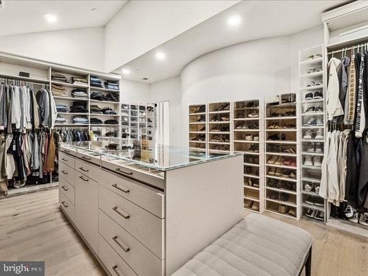 Interior, Recessed Lighting, Walk-in Closets, Wood Texture Flooring
