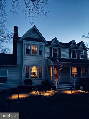 Exterior, Facade, Queen Anne Victorian