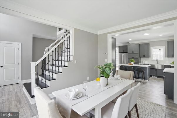 Dining room, Interior, Kitchen, Recessed Lighting, Wood Texture Flooring