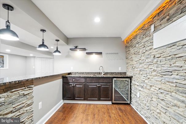 Interior, Pendant Lights, Recessed Lighting, Stone Walls, Wood Texture Flooring