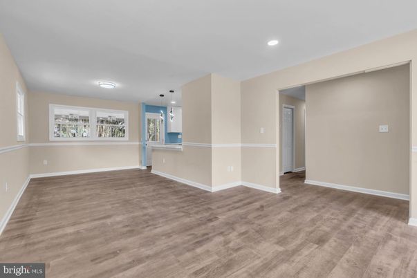 Empty room, Interior, Pendant Lights, Recessed Lighting, Wood Texture Flooring