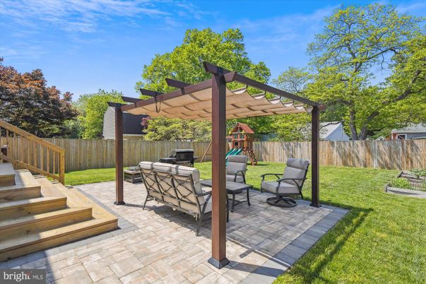 Backyard, Exterior, Playground