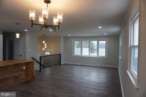 Chandelier, Empty room, Interior, Pendant Lights, Recessed Lighting, Wood Texture Flooring