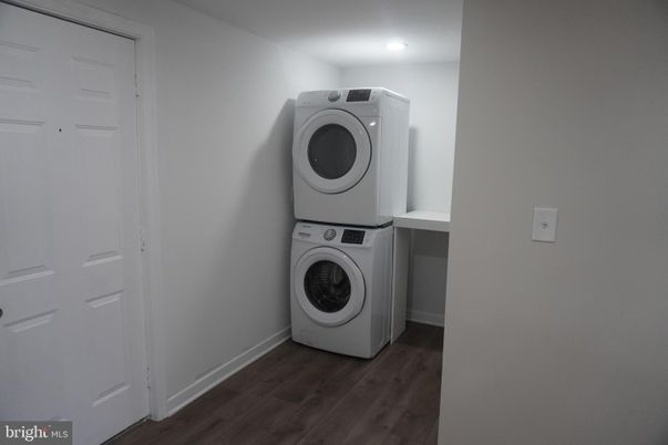 Interior, Recessed Lighting, Utility Closets, Washer, Wood Texture Flooring