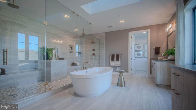 Bathroom, Free Standing Baths, Glass Shower, Interior, Recessed Lighting
