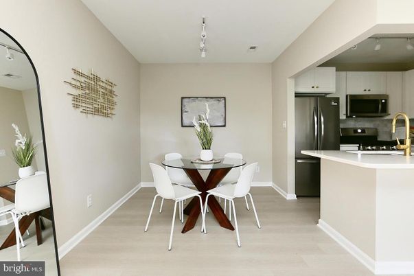 Dining room, Interior, Kitchen, Stainless Steel Appliances, Wood Texture Flooring