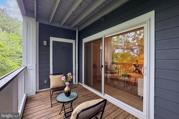 Exterior, Wood Texture Flooring