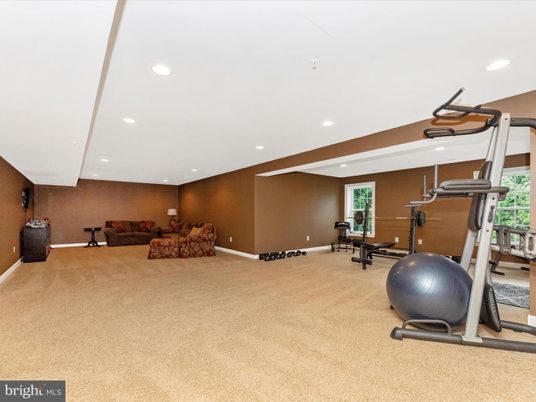 Fitness Equipment, Interior, Recessed Lighting